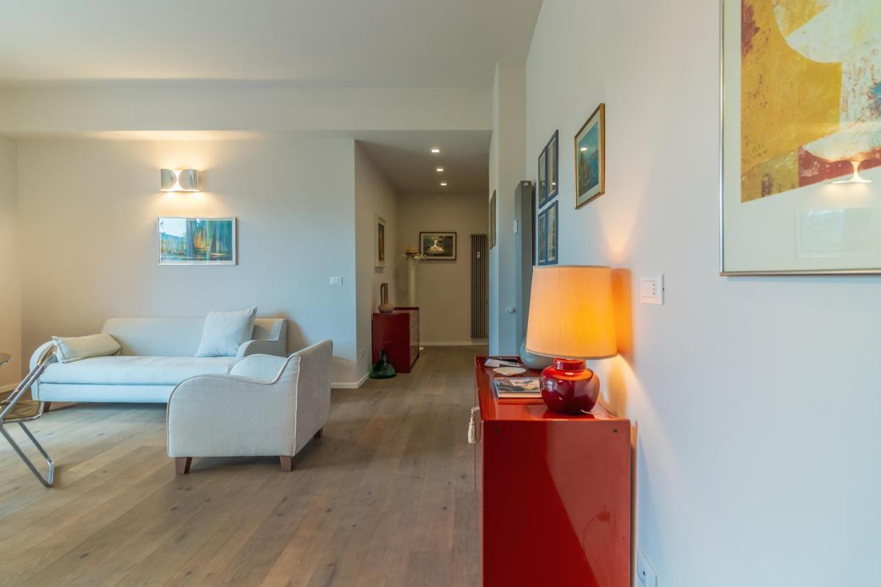 Casa Brigitte Comfort, Vista E Parcheggio Дзоали Екстериор снимка