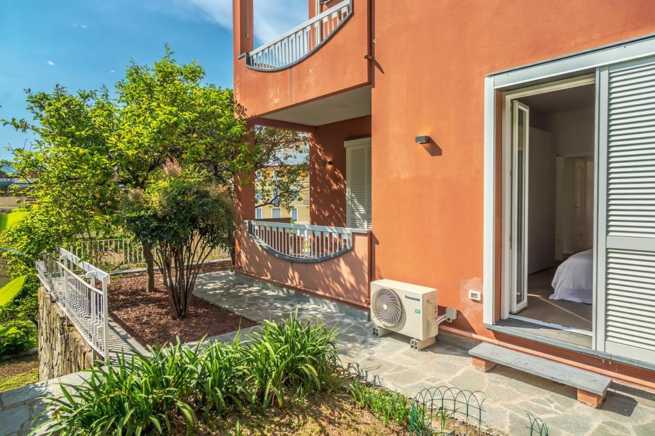 Casa Brigitte Comfort, Vista E Parcheggio Дзоали Екстериор снимка